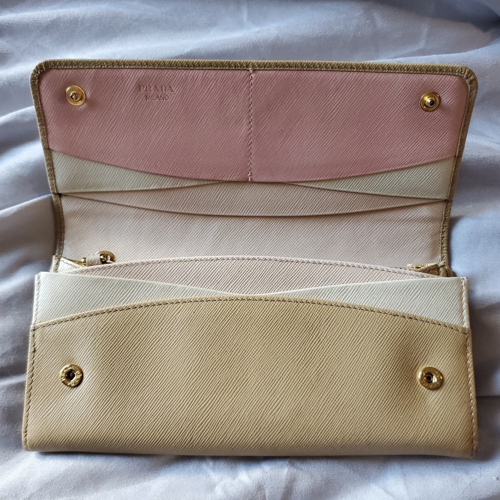 Prada Saffiano leather wallet - Picture 5 of 12